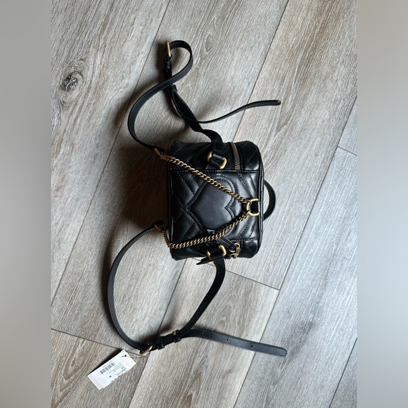Gucci GG Marmont Mini Backpack - Picture 6 of 7